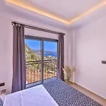 Lobelya 4*