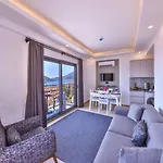 Aparthotel Lobelya