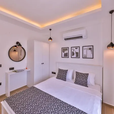 Aparthotel Lobelya 4*