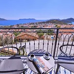 Lobelya Aparthotel 4*